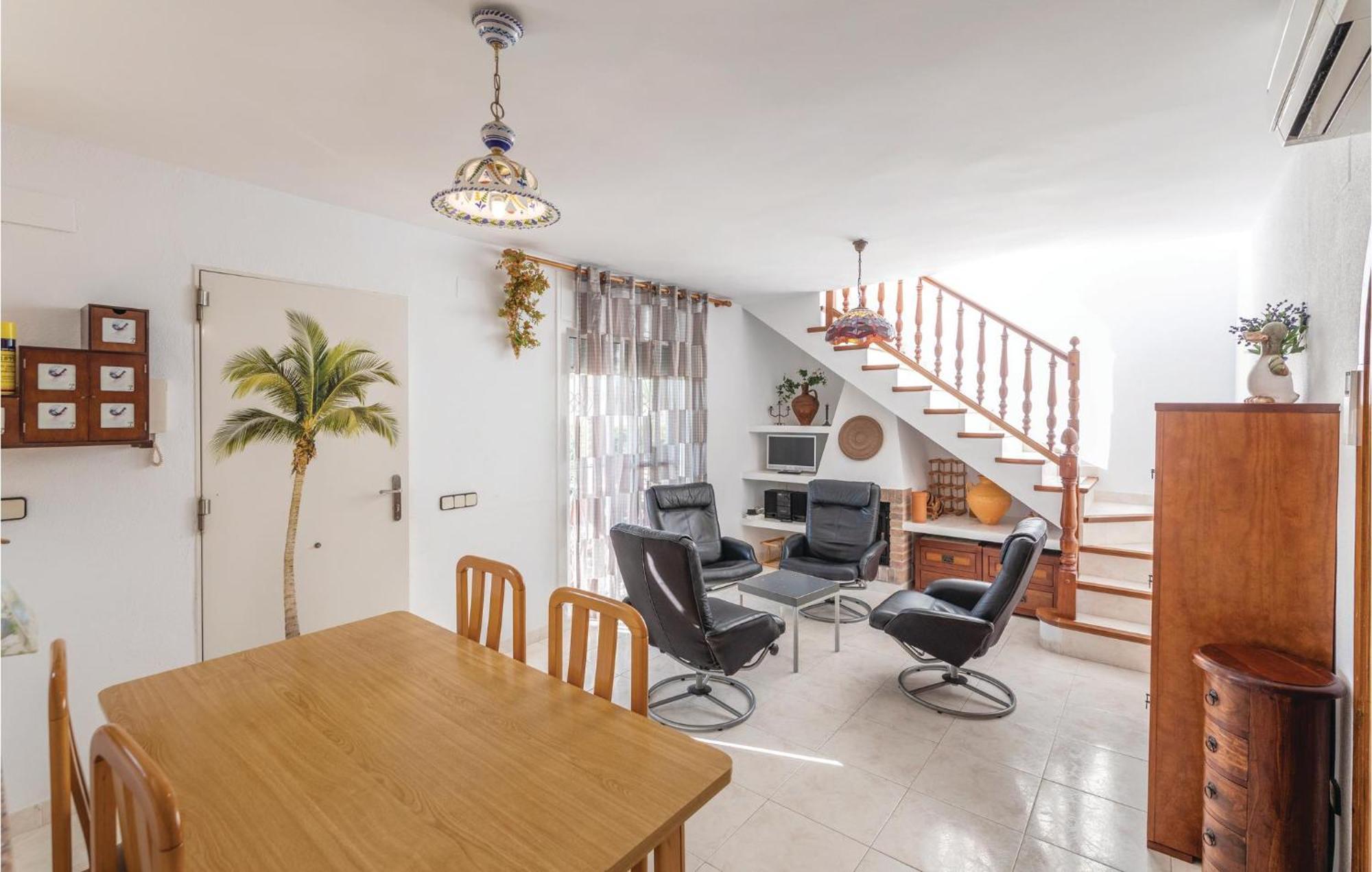 Nice Home In Lametlla De Mar With Kitchen Les Tres Cales Luaran gambar
